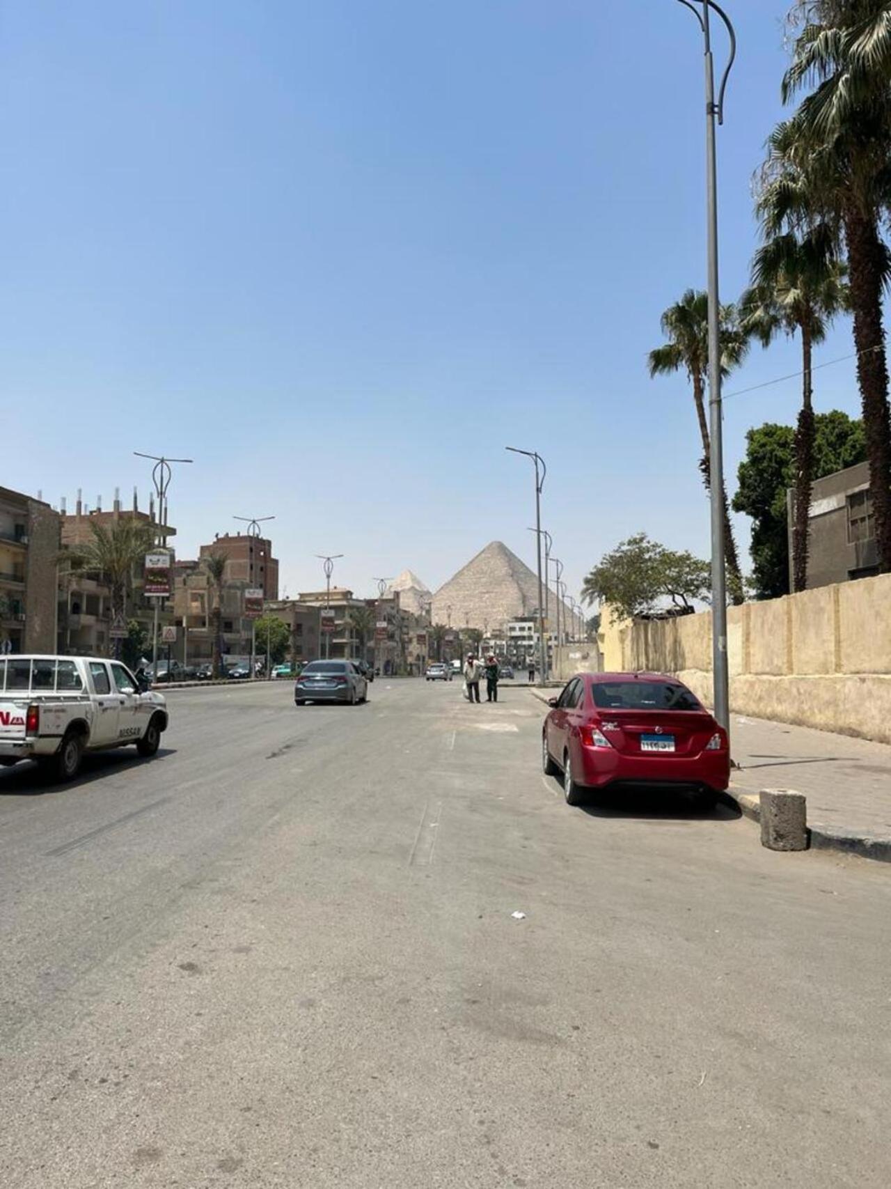 Rotana Pyramids View Hostel Nazlet el-Sîsi Buitenkant foto