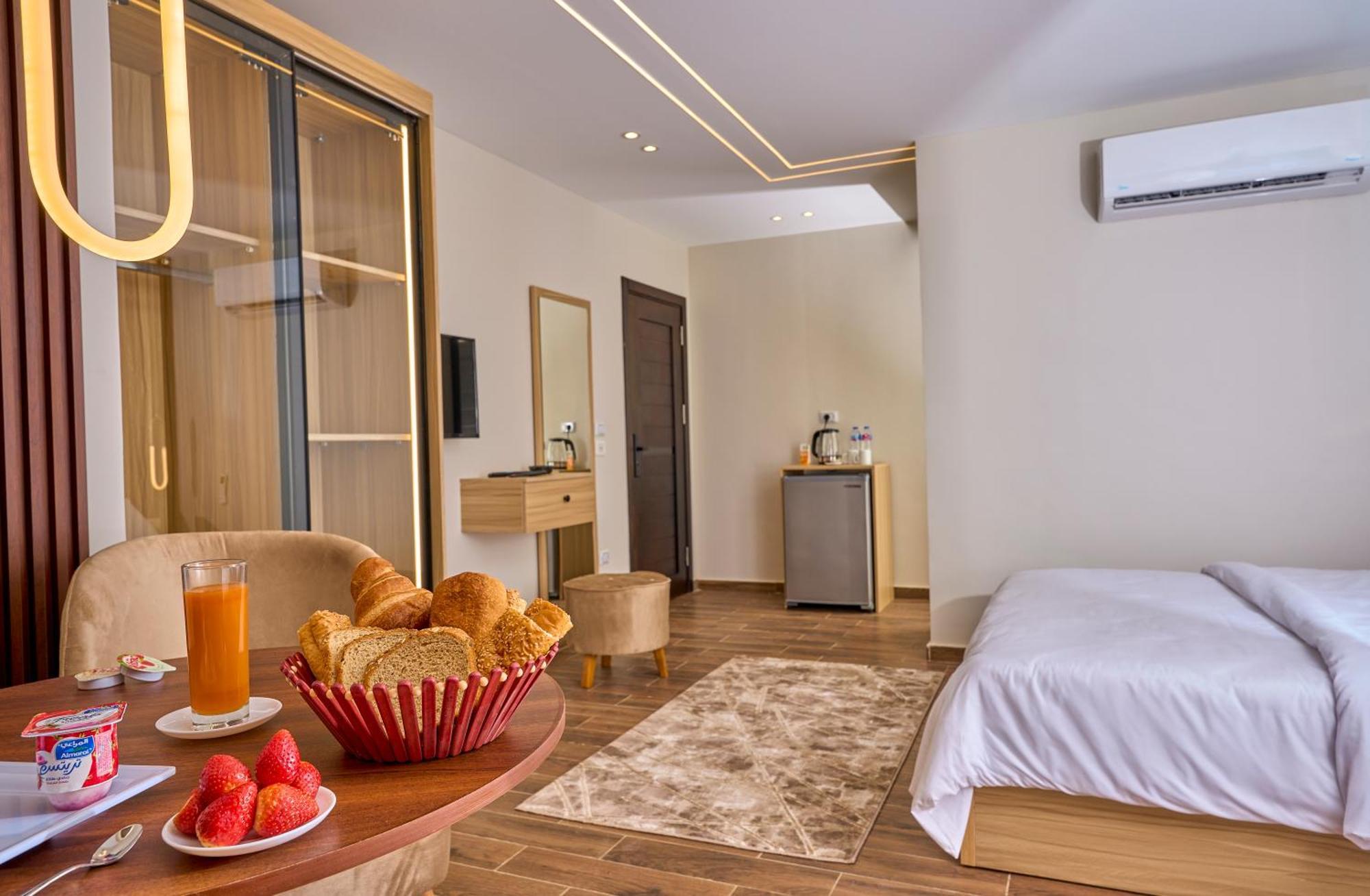 Rotana Pyramids View Hostel Nazlet el-Sîsi Buitenkant foto