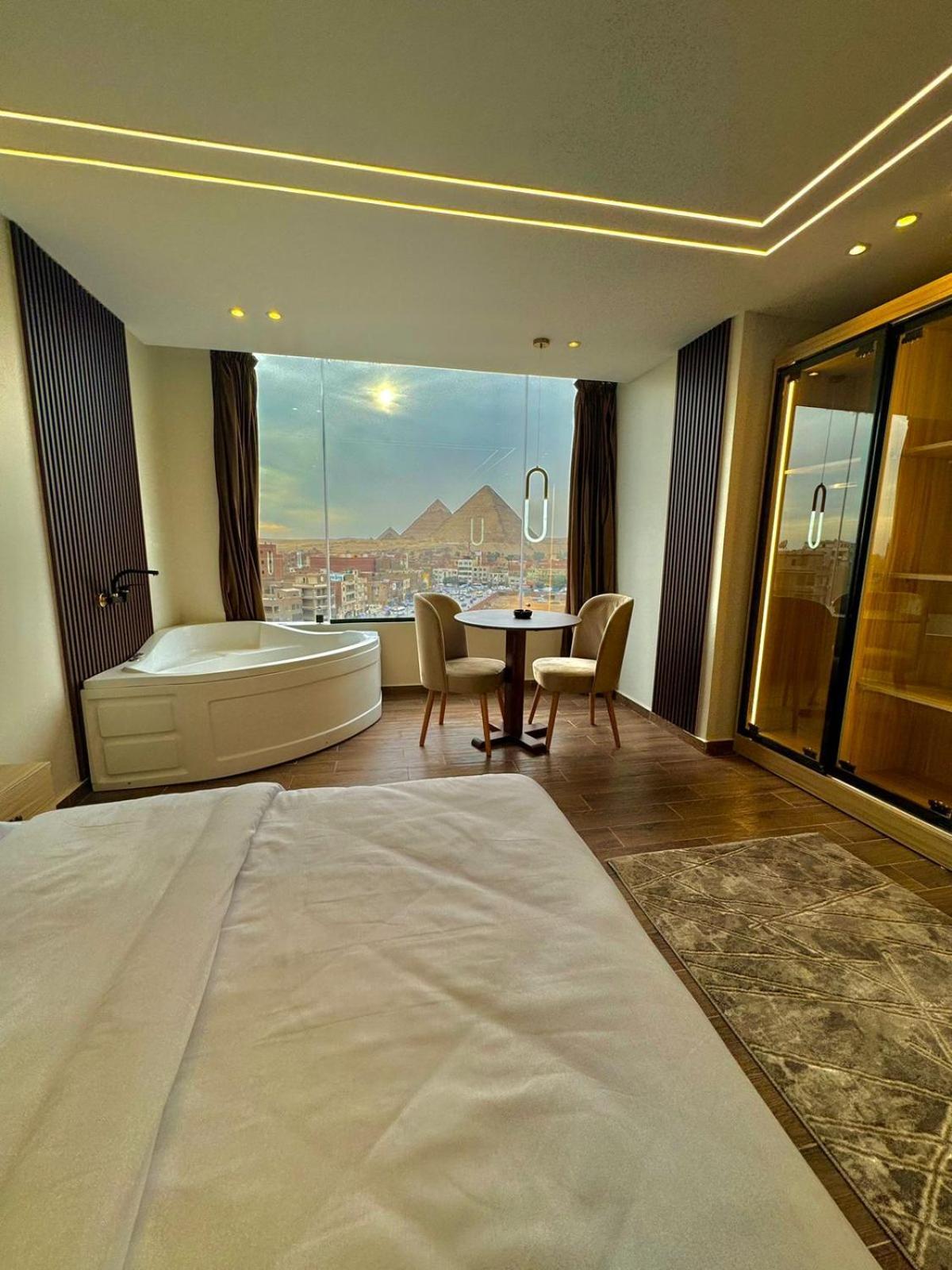 Rotana Pyramids View Hostel Nazlet el-Sîsi Buitenkant foto