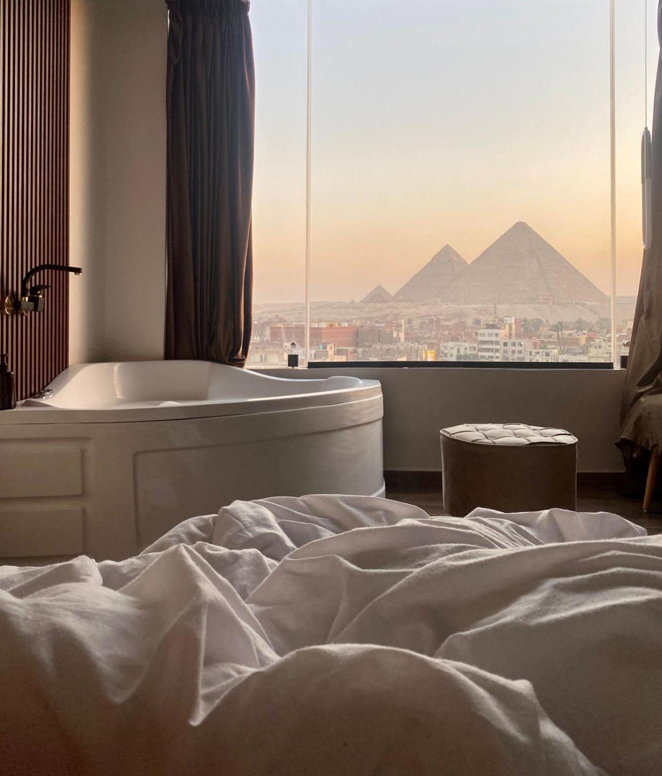 Rotana Pyramids View Hostel Nazlet el-Sîsi Buitenkant foto
